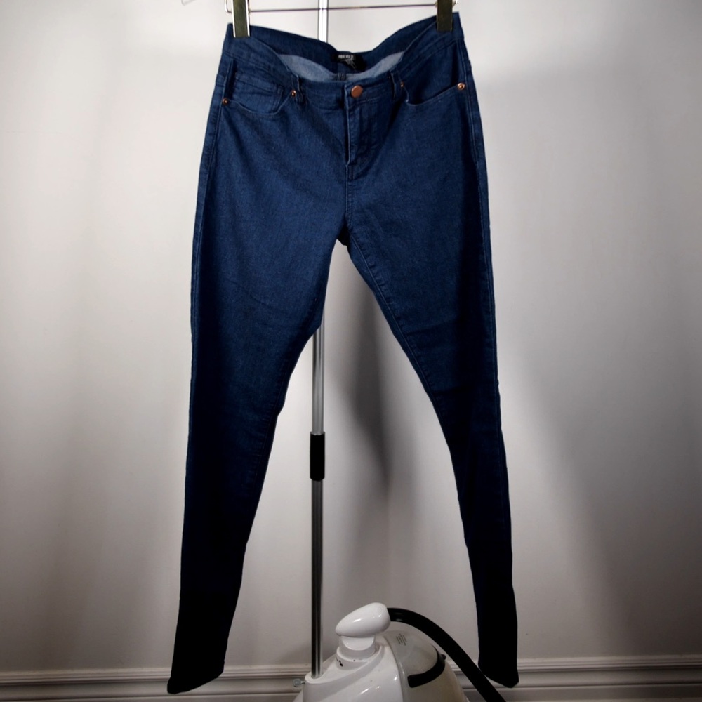 Forever 21 dark wash skinny jeans